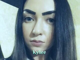 Kyliee_