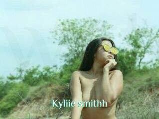 Kyliie_smithh